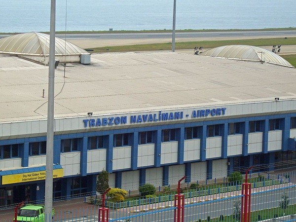 مطار ترابزون